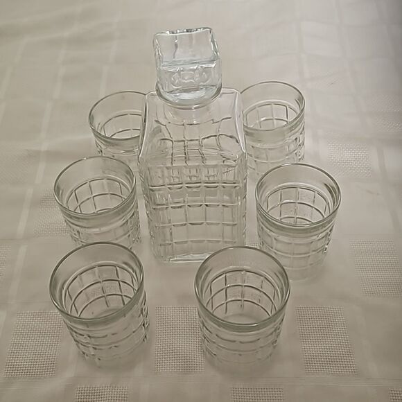 Wiskey Decanter Set With 6 Glasses Clear - Picture 15 of 16